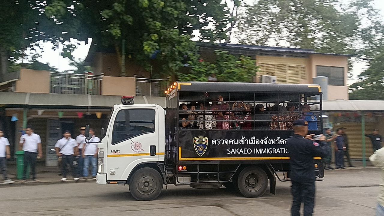 គណៈកម្មាធិការសិទ្ធិមនុស្សកម្ពុជា បារម្ភផលប៉ះពាល់សិទ្ធិមនុស្សដោយសារថៃបិទព្រំដែនដោយឯកតោភាគី