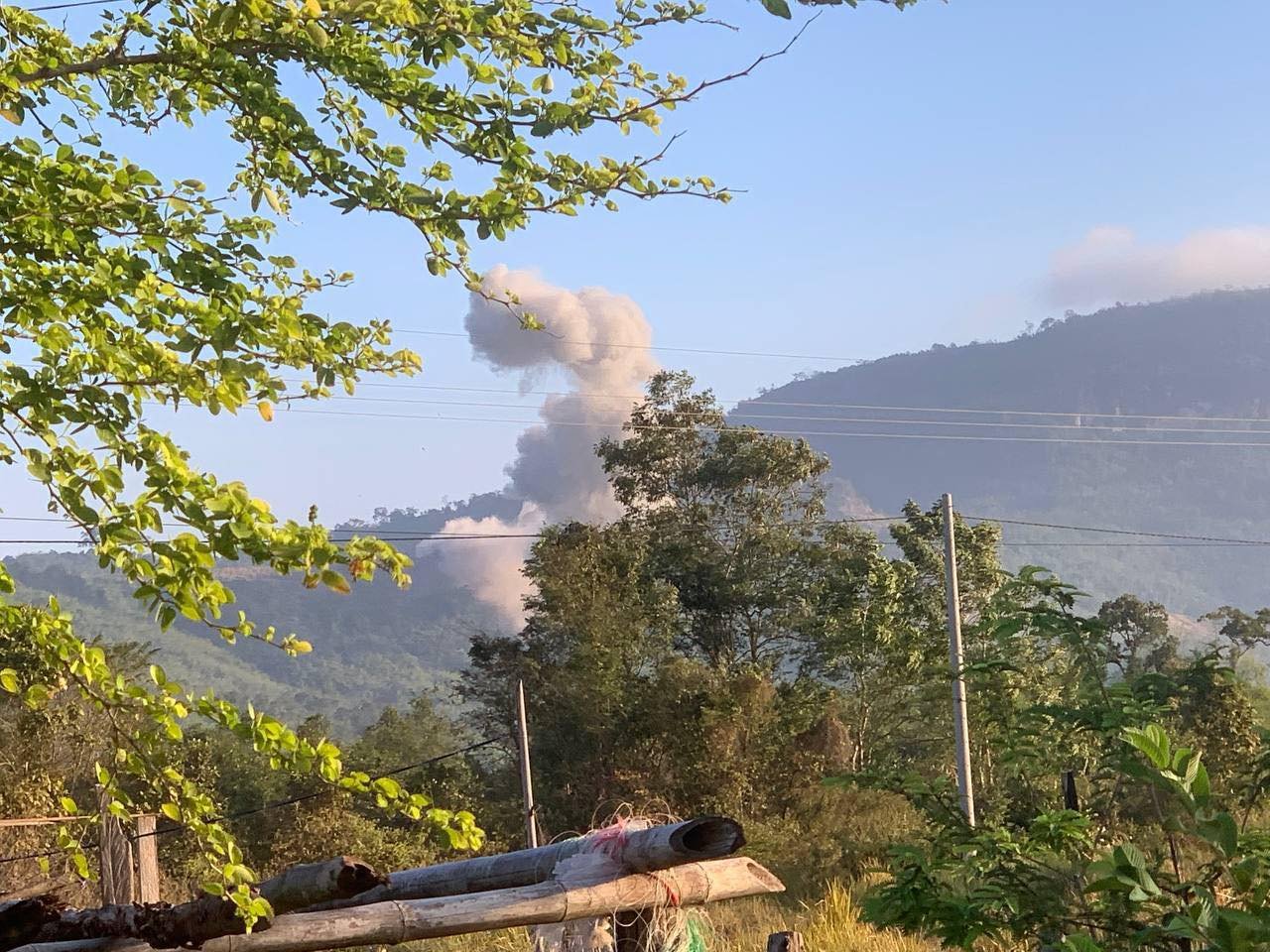 ជនស៊ីវិល​​៤​នាក់​ស្លាប់​និង​​៩​នាក់​រង​របួស​​ ខណៈ​ជម្លោះ​ប្រដាប់អាវុធនៅព្រំដែន​កម្ពុជា​-ថៃ​​ផ្ទុះឡើងជា​ថ្មី