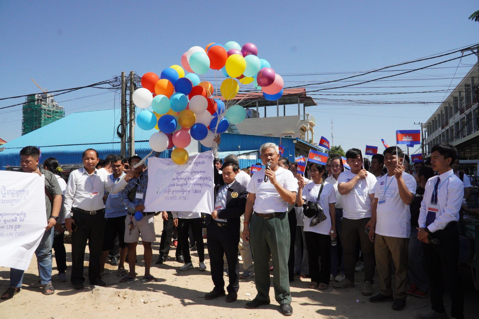 សង្គមស៊ីវិលស្នើឲ្យរដ្ឋាភិបាល​ដោះ​លែង​សកម្មជនកំពុងជាប់ឃុំ អំឡុង​ប្រារព្ធទិវាសិទ្ធិមនុស្សអន្តរជាតិឆ្នាំ​២០២៥​